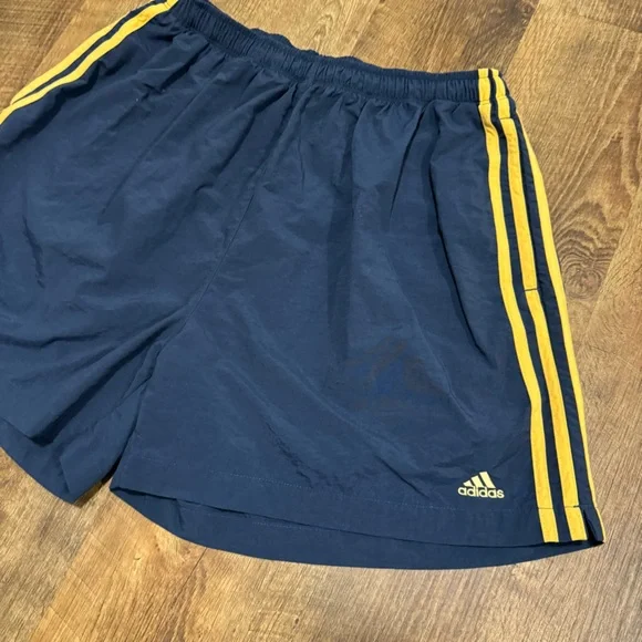 Vtg Y2K Adidas Mens Athletic Shorts Sz XL Nvay Blue Gold Yellow Stripe Sides - Picture 5 of 14